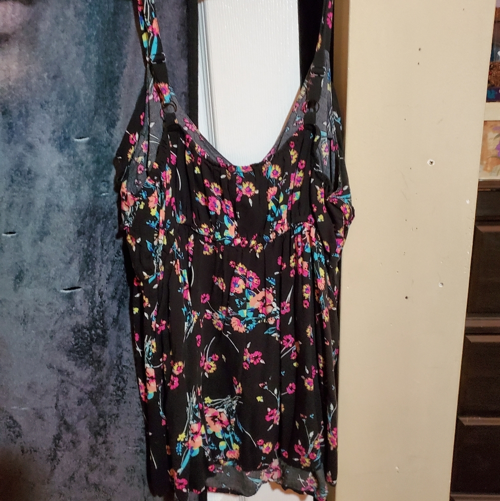 Torrid Beautiful Bright Floral Top